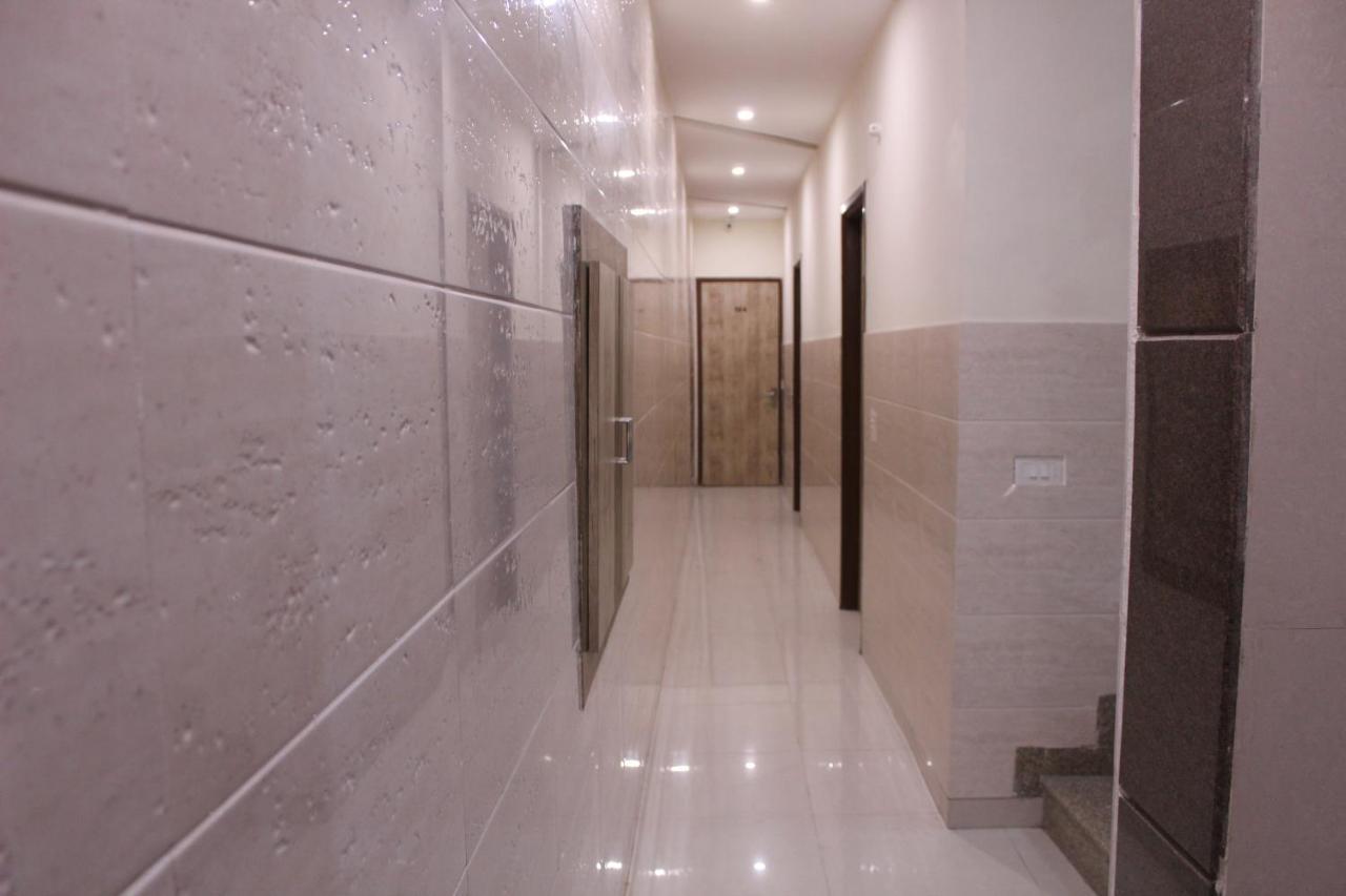 Shree Krishna Hotels Amritsar Exterior foto